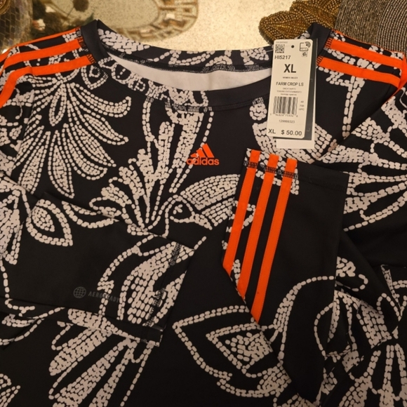 Adidas Farmo top - Picture 4 of 5